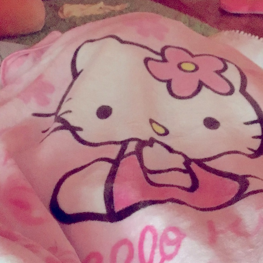 Hello kitty blanket